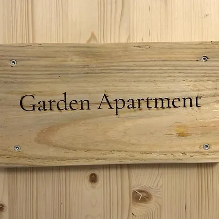 Vakantiehuis Danube Atelier - The Garden *